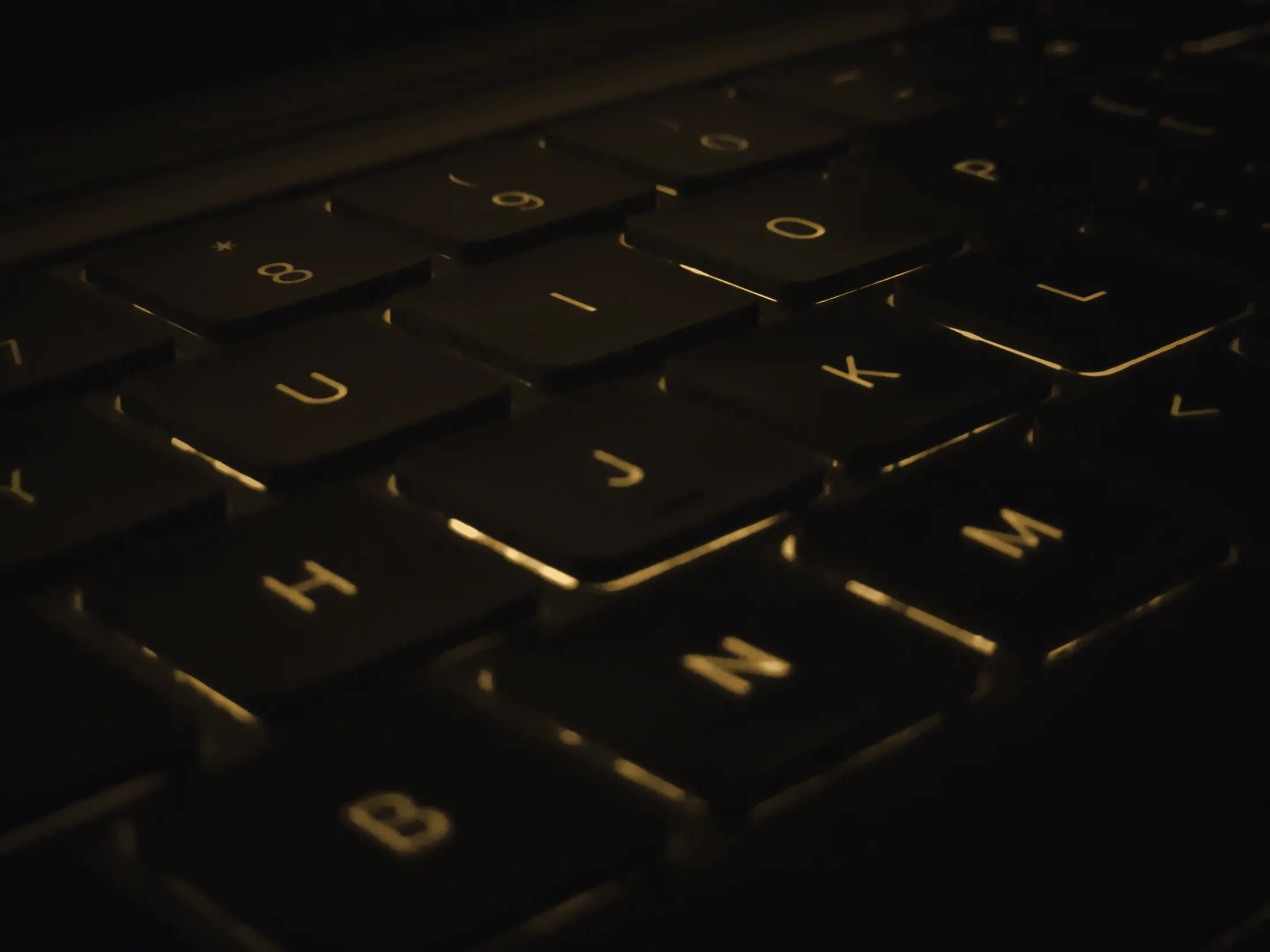 Teclado retroiluminado de una MacBook